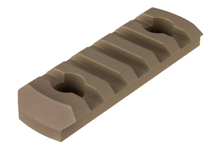 5-Slot Metal Rail Section M-LOK (Tan)